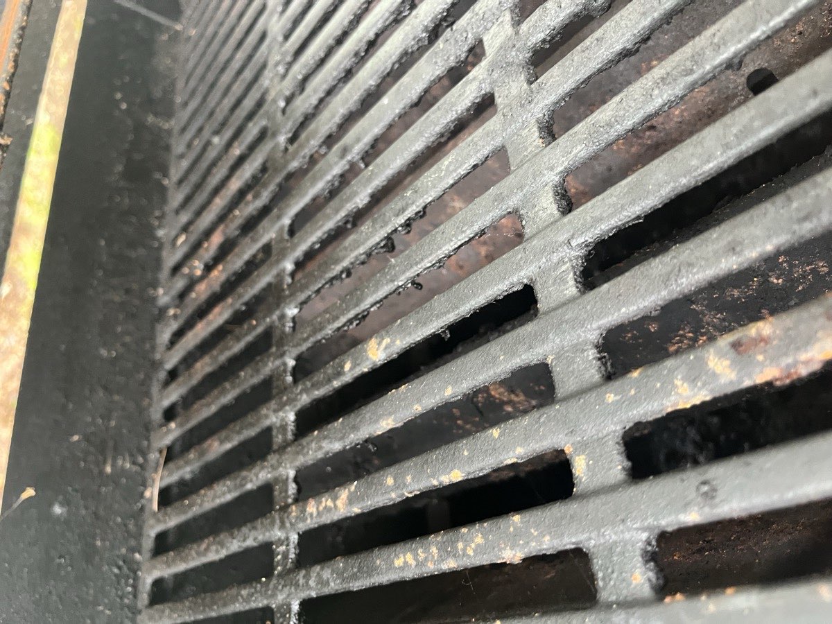 Grill before cleaning